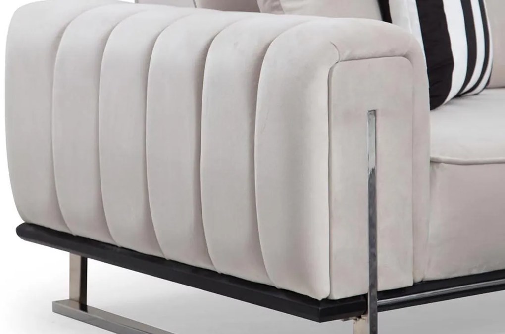 Set de mobila moale pentru sufragerie Ada: canapea confortabilă și fotolii într-un design elegant, fabricat în Turcia.