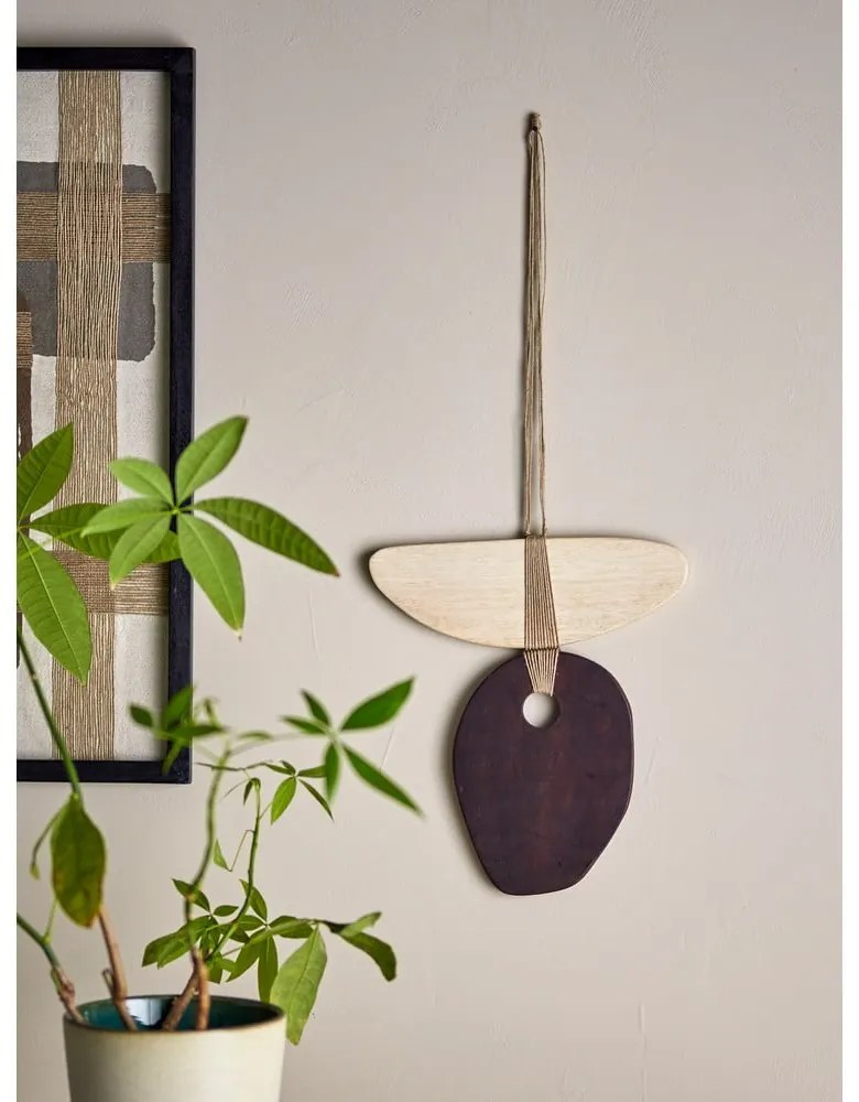 Decorațiune de perete din lemn 30,5x33 cm Yoki – Bloomingville