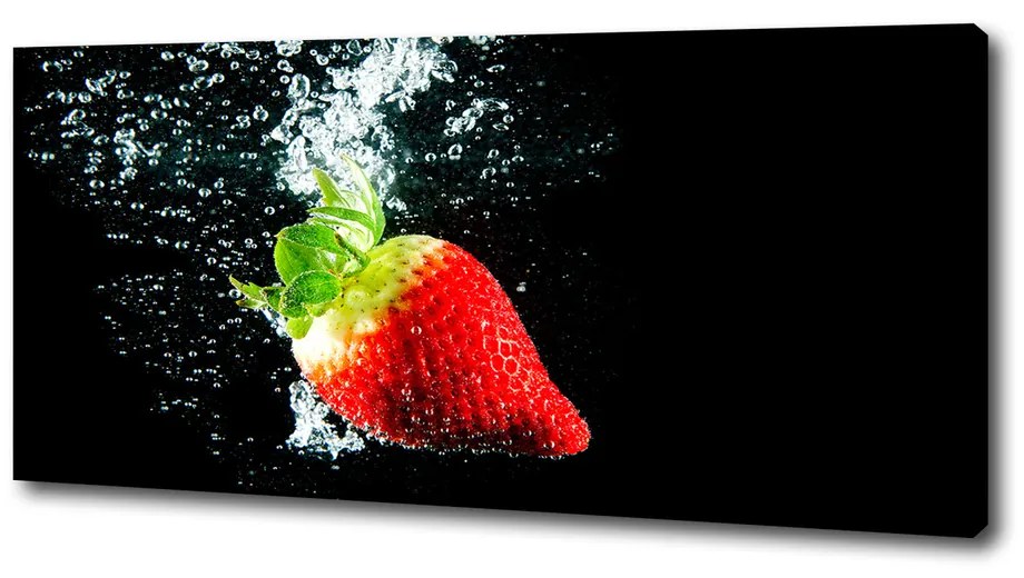 Tablou pe pânză canvas Strawberry sub apa