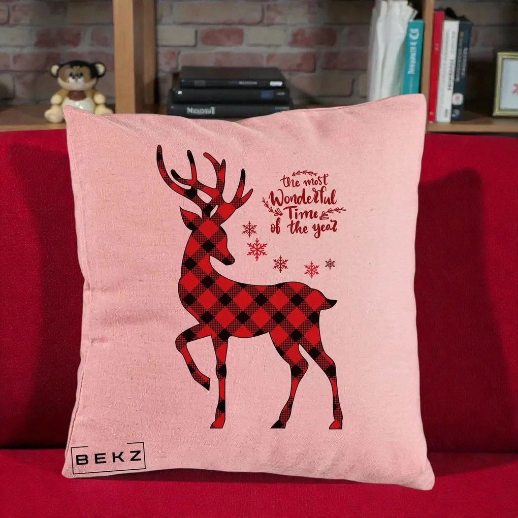 Perna Decorativa Ren Buffalo Plaid Craciun, 40x40 cm, Roz, Husa Detasabila, Perna Inclusa, BEKZ®