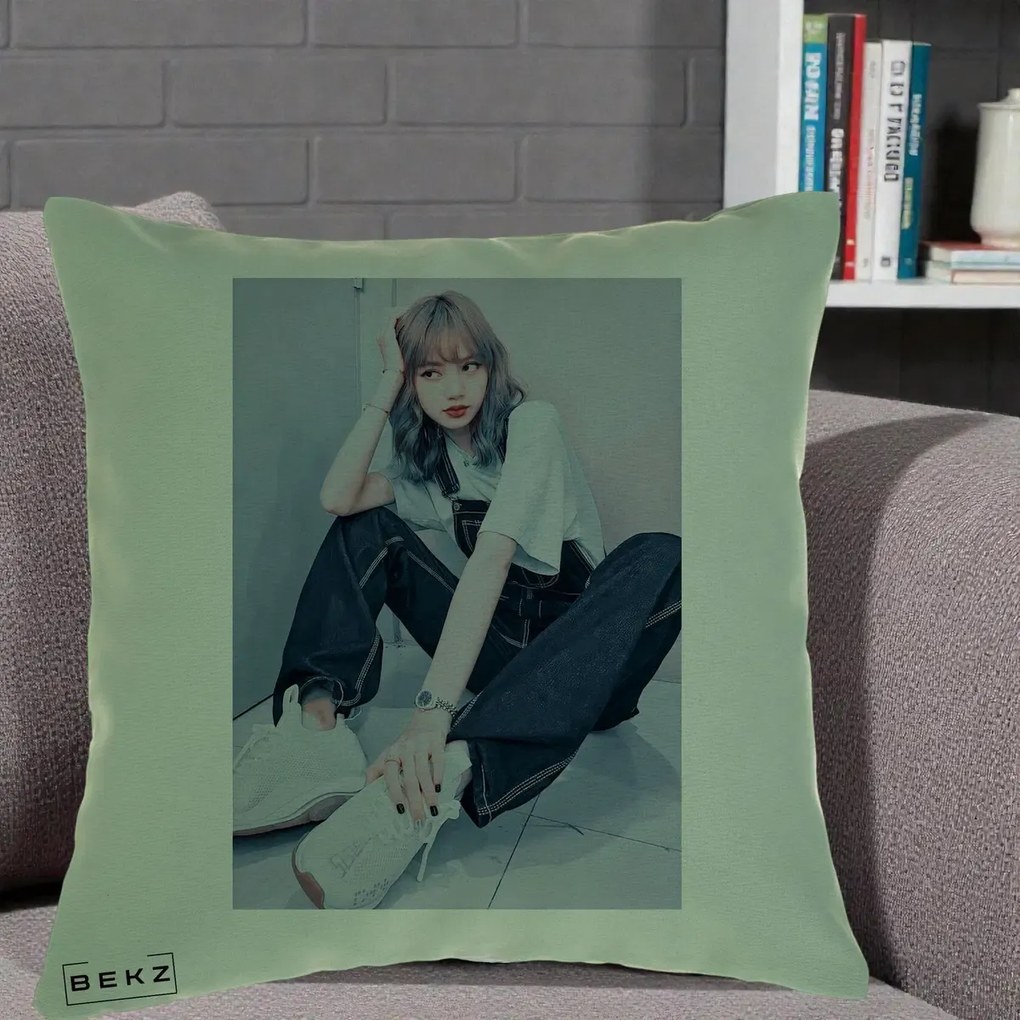 Perna Personalizata K-pop BLACKPINK Lisa, 40x40 cm, Verde, Husa Detasabila, Perna Inclusa, BEKZ®