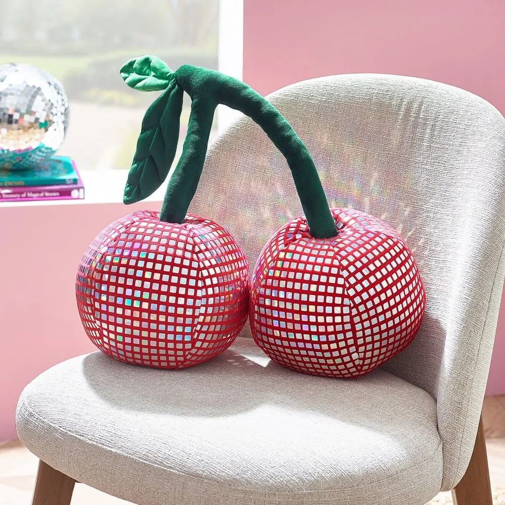 Pernă decorativă din pluș 25x30 cm Disco Cherries – Catherine Lansfield