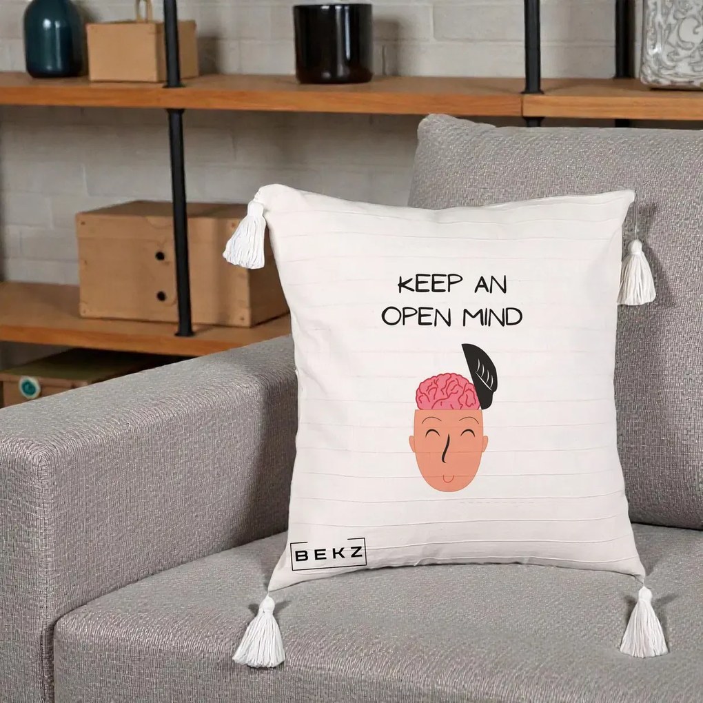 Perna Decorativa Keep An Open Mind, 40x40 cm, Bej cu Franjuri, Husa Detasabila, Perna Inclusa, BEKZ®