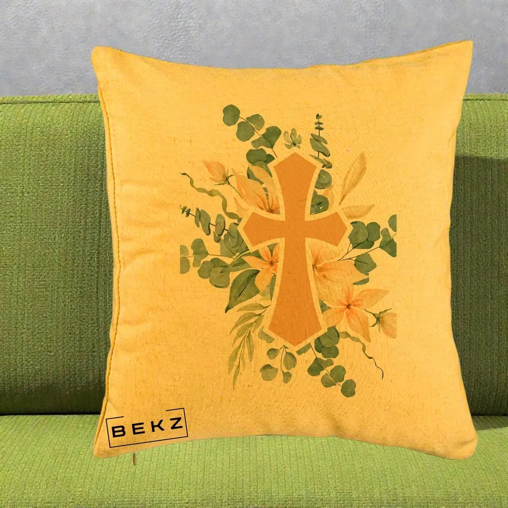 Perna Personalizata Cruce Florala Botez, 40x40 cm, Galben, Husa Detasabila, Perna Inclusa, BEKZ®