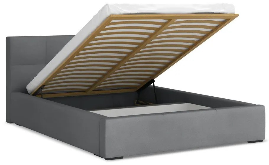 Pat matrimonial gri închis tapițat din catifea cu spațiu de depozitare cu somieră 140x200 cm Hiko – Makamii