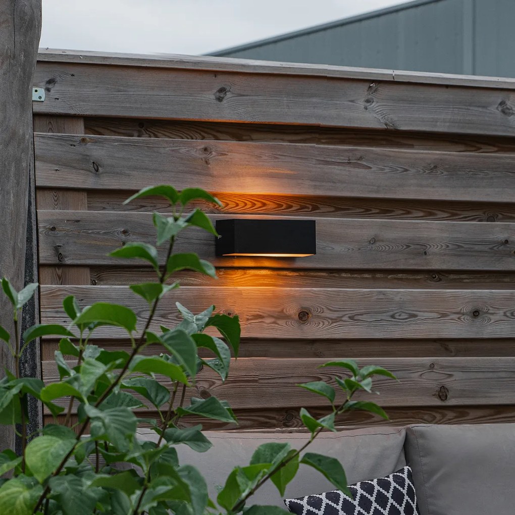 Lampă de perete modernă neagră cu efect de lumină IP54 - Houks