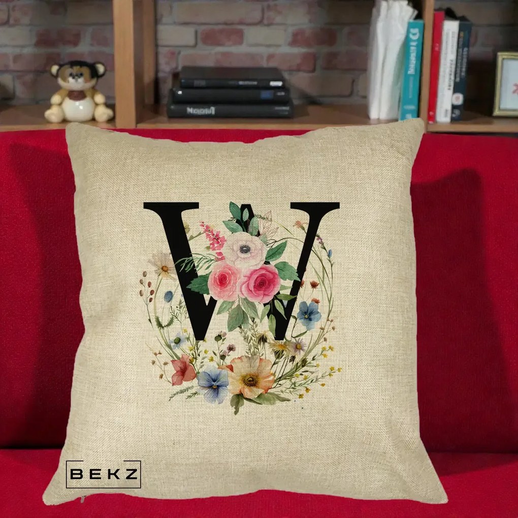Cadou Personalizat - Perna Personalizata Monograma Florala Litera W, 40x40 cm, Crem, Husa Detasabila, Perna Inclusa, BEKZ®