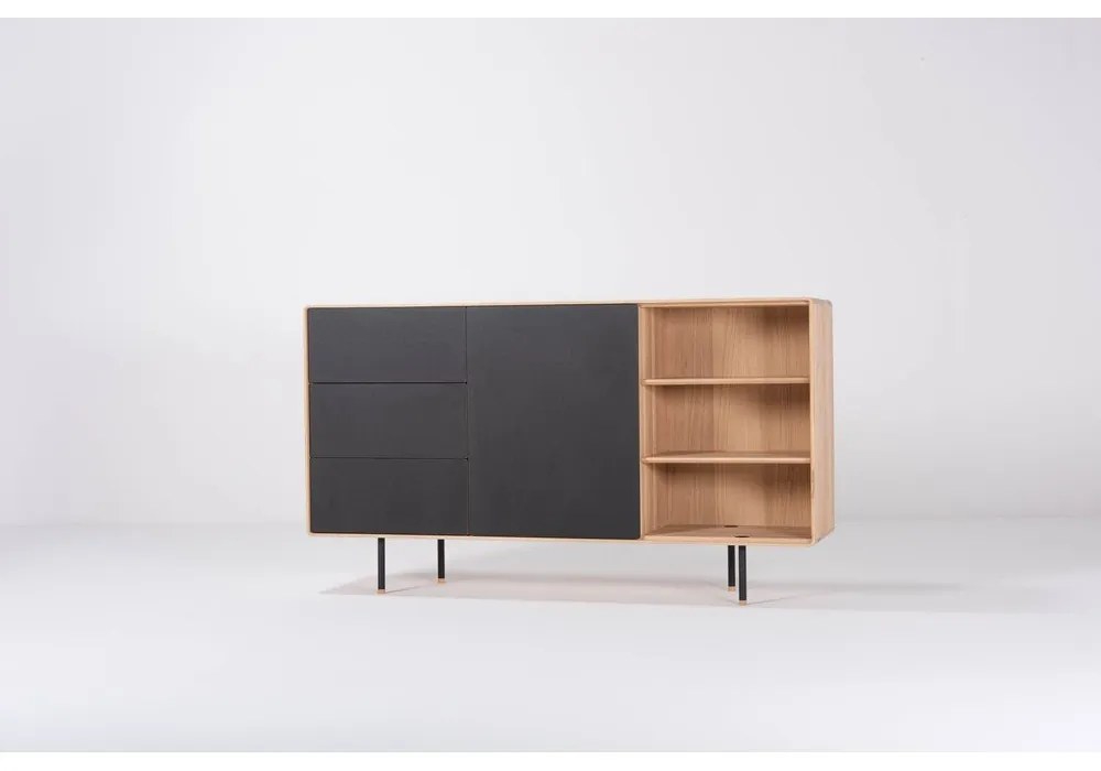 Comodă neagră/în culoare naturală joasă din lemn de stejar 176x100 cm Fina – Gazzda