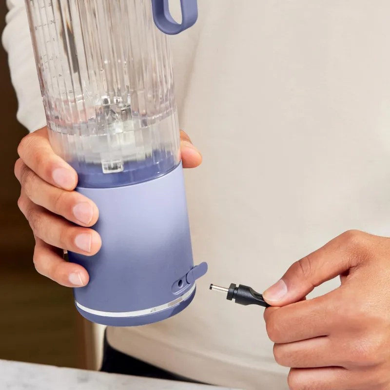 Blender portabil Ninja Blast Max BC251EUGY, 14.4W, 11.1V, 570 ml, 19000 rpm, Zdrobire gheata, Pana la 25 de cicluri, Fara BPA, Violet