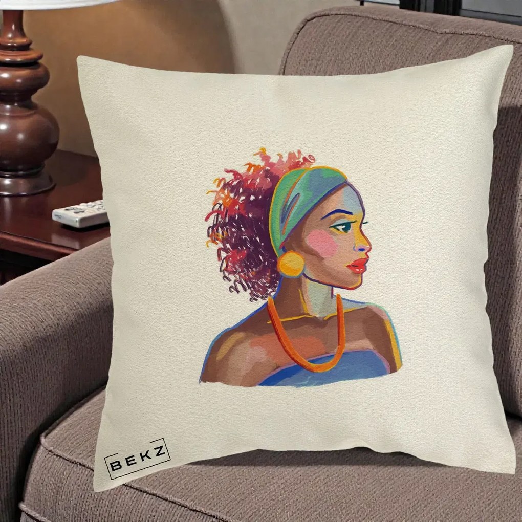 Perna Decorativa Portret Femeie Urbana Acuarela, 40x40 cm, Ecru, Husa Detasabila, Perna Inclusa, BEKZ®