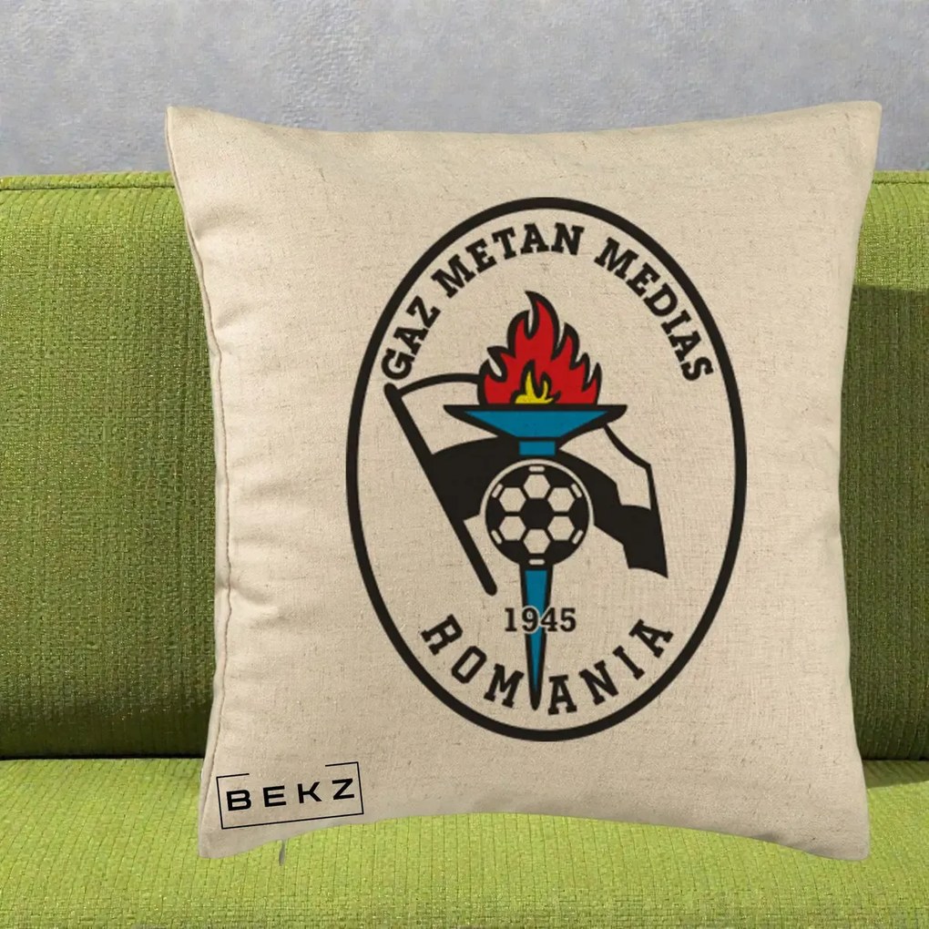 Perna Personalizata Gaz Metan Medias 1945 Fotbal, 40x40 cm, Bej, Husa Detasabila, Perna Inclusa, BEKZ®
