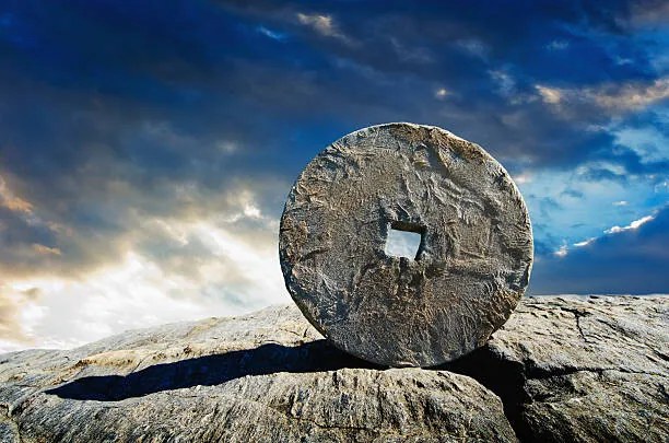 Ilustrație USA, New York City, Ancient stone circle, Tetra Images