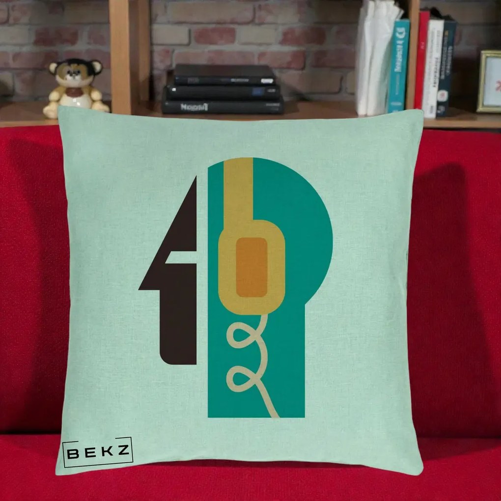 Perna Personalizata Retro Casti Muzicale, 40x40 cm, Verde Menta, Husa Detasabila, Perna Inclusa, BEKZ®