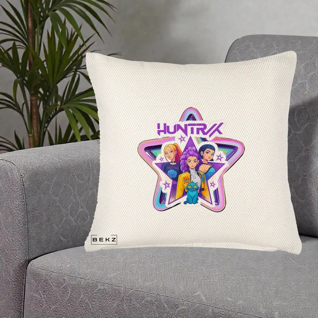 Perna Personalizata K-pop HUNTRX Trio Stea cu Pisica, 40x40 cm, Crem Reliefat, Husa Detasabila, Perna Inclusa, BEKZ®