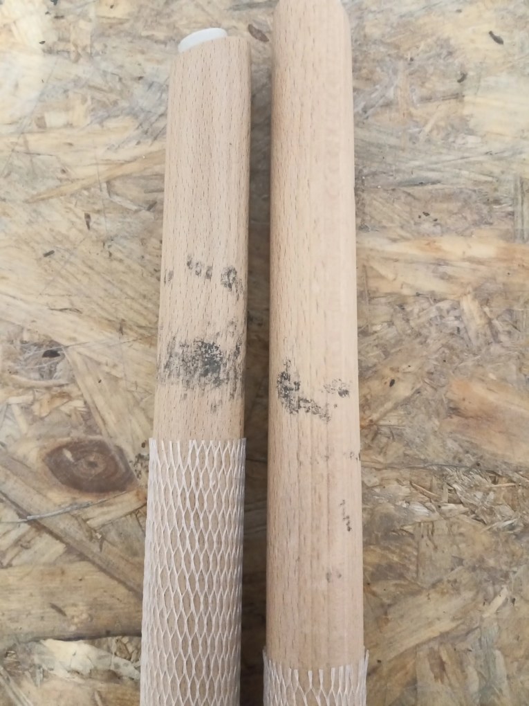 Oferta Scaun de dining din catifea gri DUMO II. calitate a doua