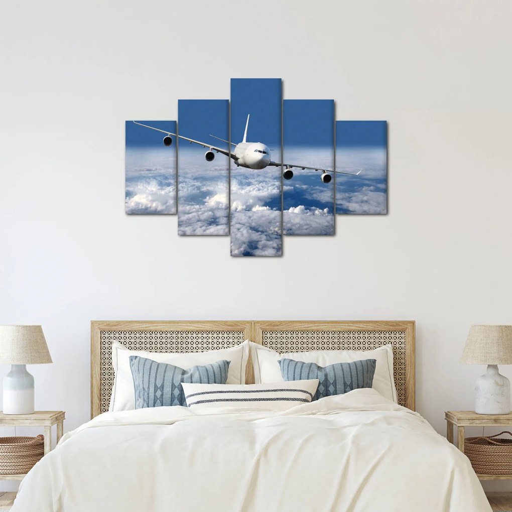 Tablou - Avion în nori (150x105 cm)
