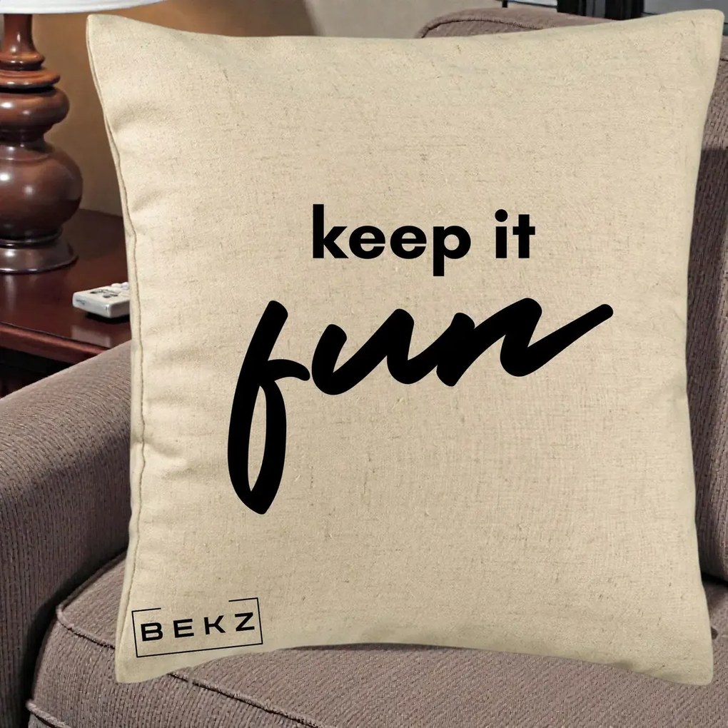 Perna Decorativa Keep It Fun, 40x40 cm, Bej, Husa Detasabila, Perna Inclusa, BEKZ®