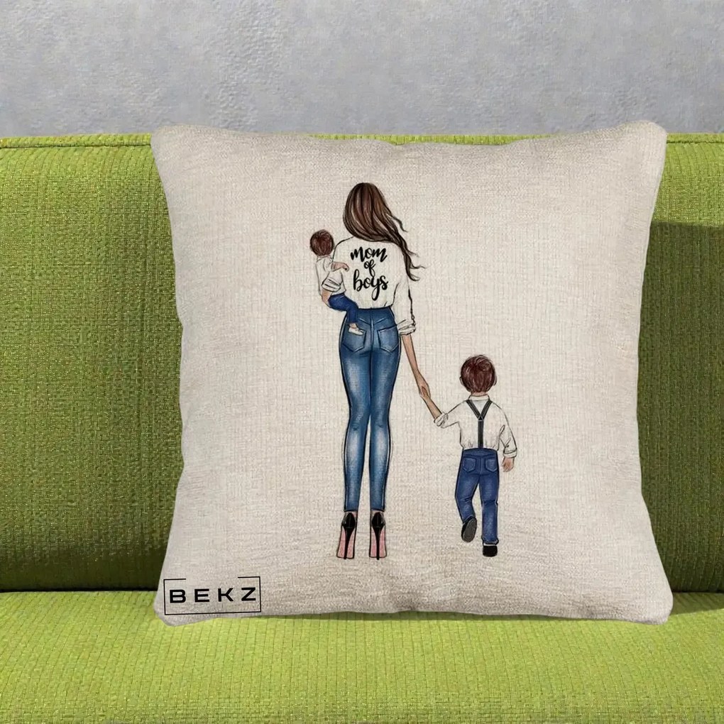 Cadou pentru Mama - Perna Personalizata Mom of Boys Mama cu Baietii, 40x40 cm, Bej Canapea, Husa Detasabila, Perna Inclusa, BEKZ®
