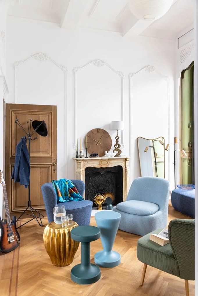 Masuta laterala, din rasina, cu aspect vintage, gold Cactus