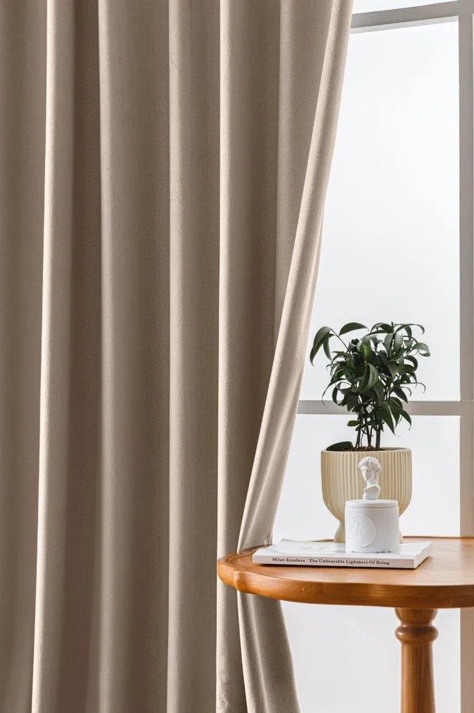 Draperie din catifea opaca bej VELVET 140x250 cm