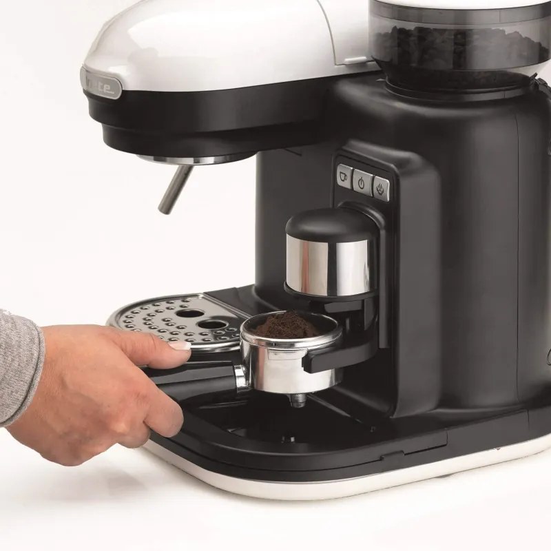 Espressor manual Ariete ESPRESSO MODERNA 1318/01, 1080W, 15 bar, 0.8 L, Rasnita încorporata, Spumare lapte, Alb/Negru