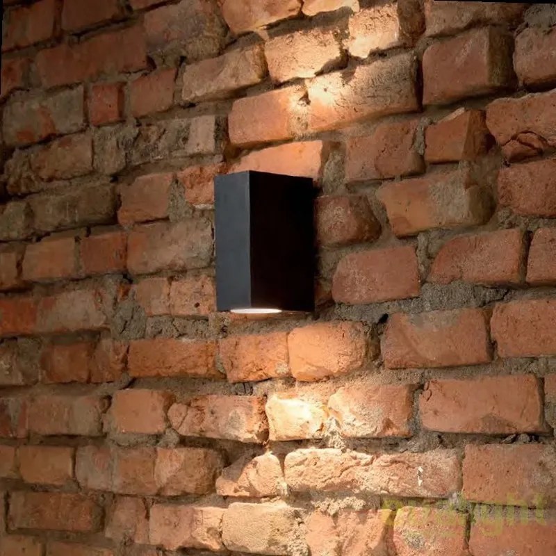 Aplica de perete exterior cu protectie IP44 UP AP2 NERO 115344