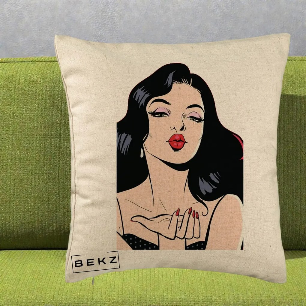 Perna Decorativa Femeie Pop-Art Kiss, 40x40 cm, Bej, Husa Detasabila, Perna Inclusa, BEKZ®