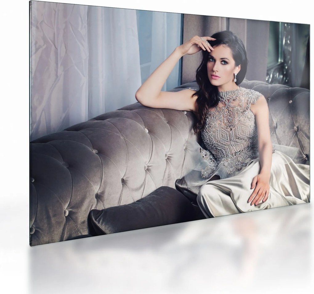 Tablou pe sticlă - Glamour (70x50 cm)