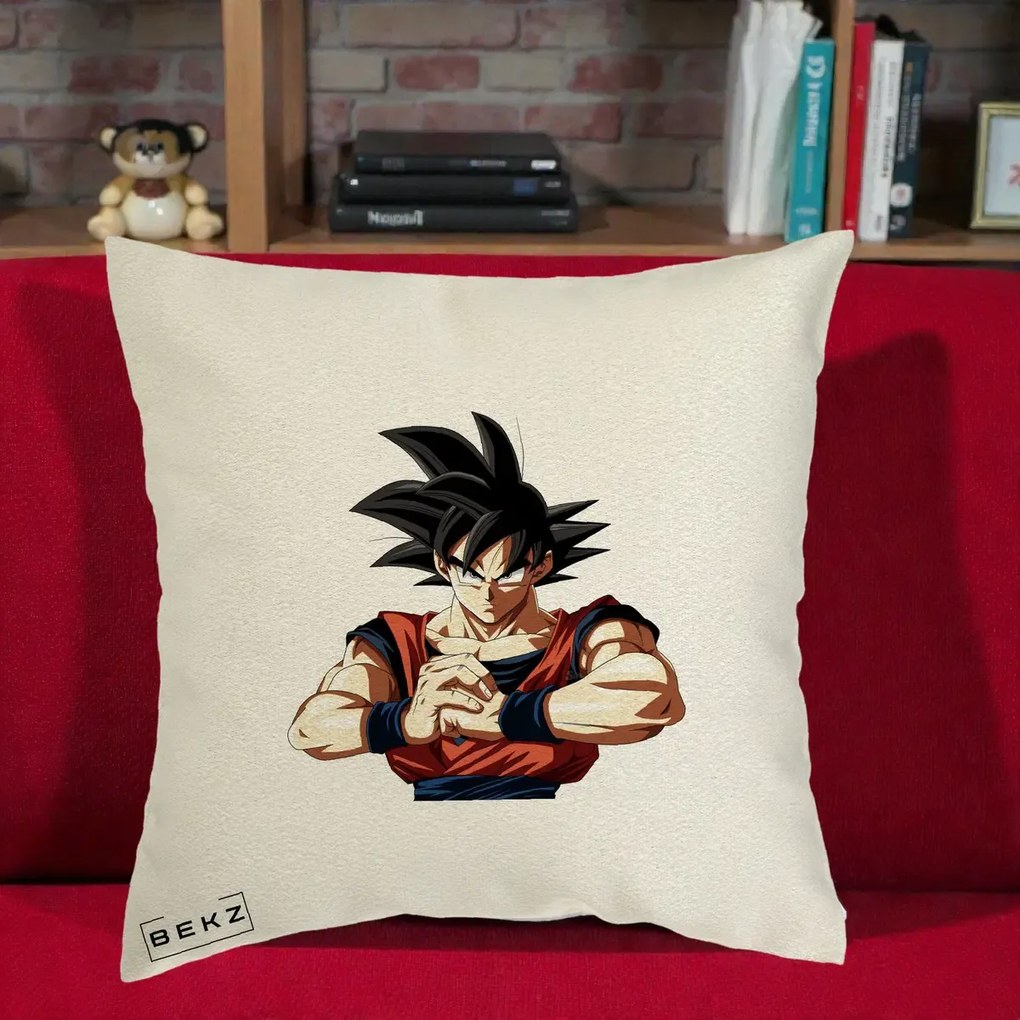 Perna Personalizata Dragon Ball Goku Portret Serios, 40x40 cm, Ecru, Husa Detasabila, Perna Inclusa, BEKZ®