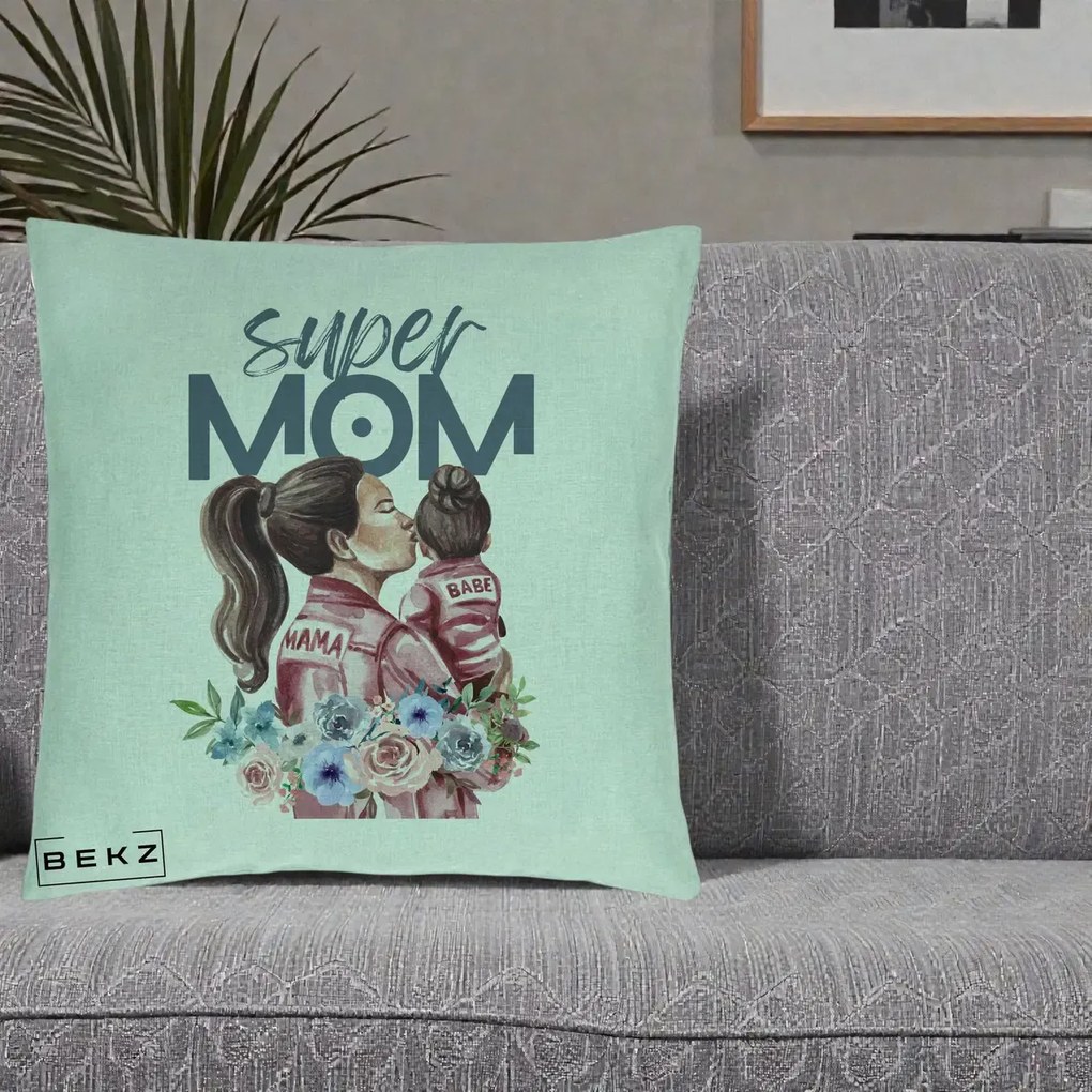 Cadou pentru Mama - Perna Personalizata Super Mom Mama cu Bebelusul, 40x40 cm, Verde Menta, Husa Detasabila, Perna Inclusa, BEKZ®