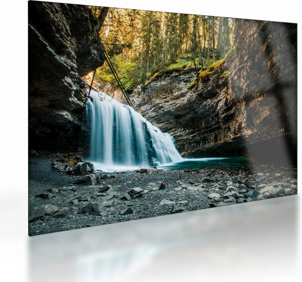 Tablou pe sticlă cu cascada de pădure (70x50 cm)