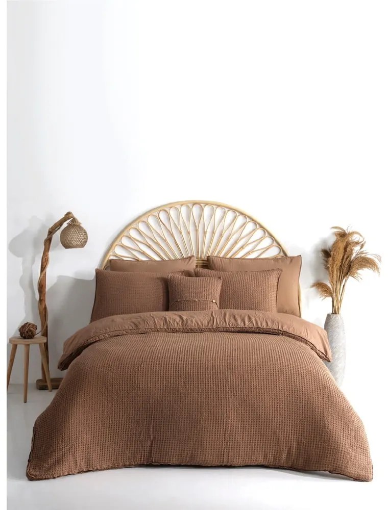 Lenjerie de pat maro din bumbac ranforcé pentru pat dublu, extinsă 240x220 cm Waffle Striped – Mila Home Luxury