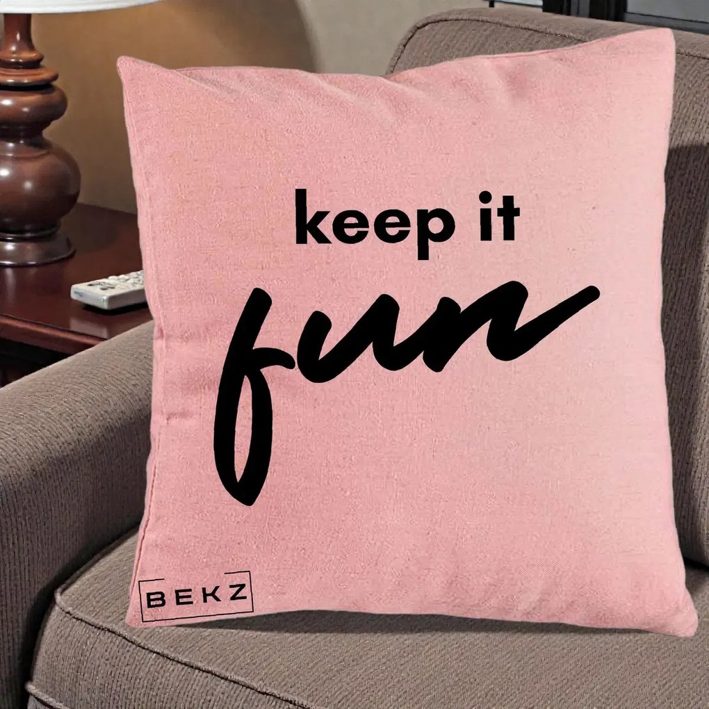 Perna Decorativa Keep It Fun, 40x40 cm, Roz, Husa Detasabila, Perna Inclusa, BEKZ®