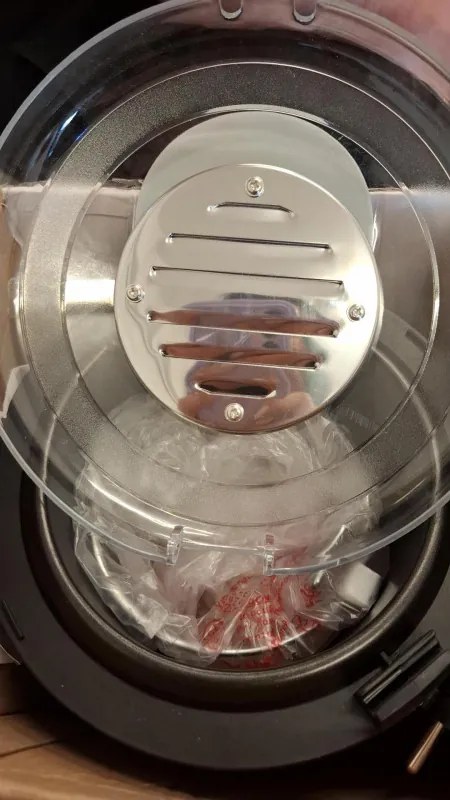 La mâna a doua: Friteuza cu ulei Rosberg R51980U, 1 L, 950W, Control temperatura, Filtru, Inox
