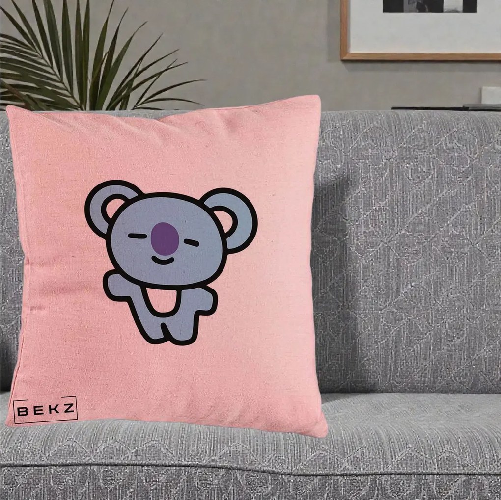 Perna Personalizata BT21 Koya Kawaii, 40x40 cm, Roz, Husa Detasabila, Perna Inclusa, BEKZ®