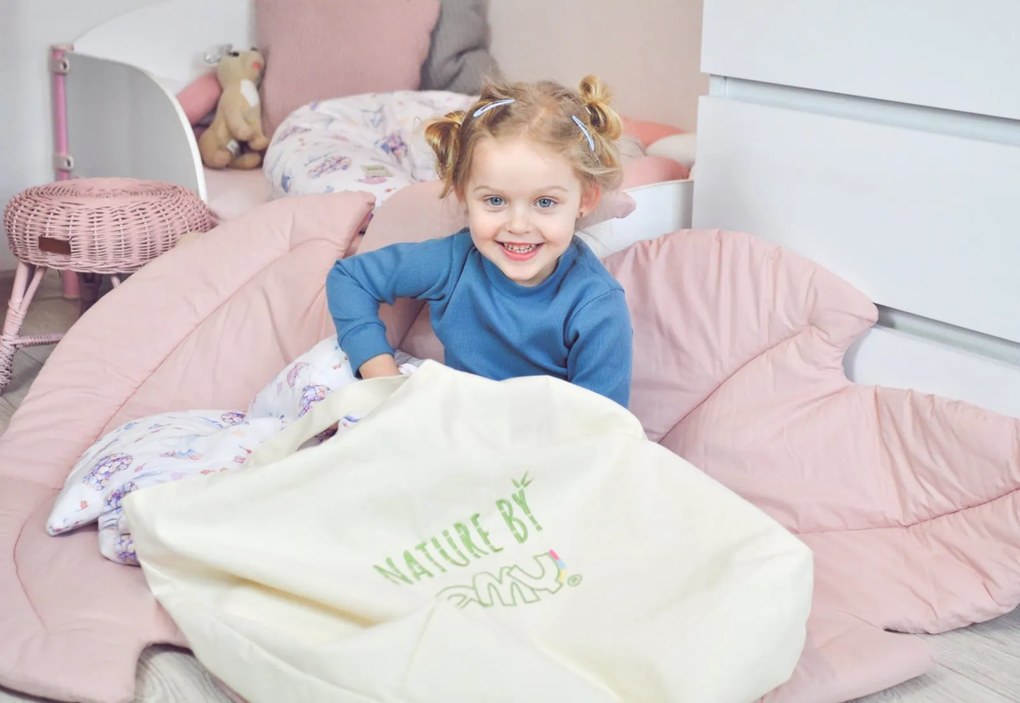 Covoras de joaca termic Frunza Pure Salvia 150x105x5cm, pliabil, bumbac 100% si umplutura antialergica BabySoft  , protectie impotriva loviturilor