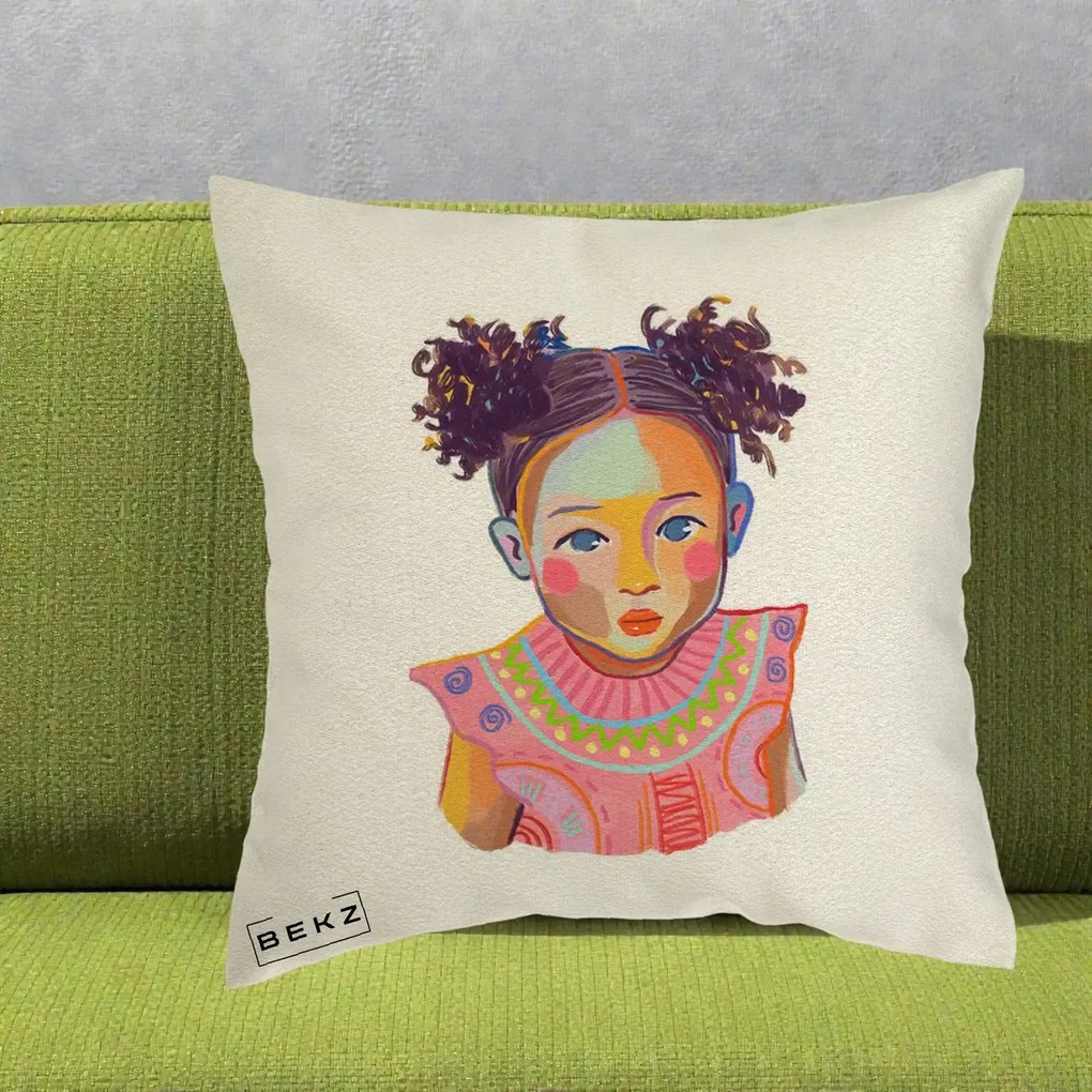 Perna Decorativa Fetita Vesela Portret Colorat, 40x40 cm, Ecru, Husa Detasabila, Perna Inclusa, BEKZ®