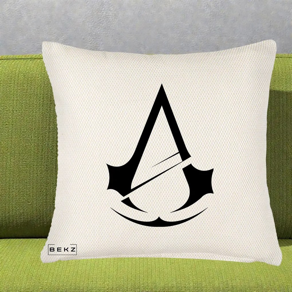 Perna Personalizata Assassin's Creed Minimalist, 40x40 cm, Crem Reliefat, Husa Detasabila, Perna Inclusa, BEKZ®