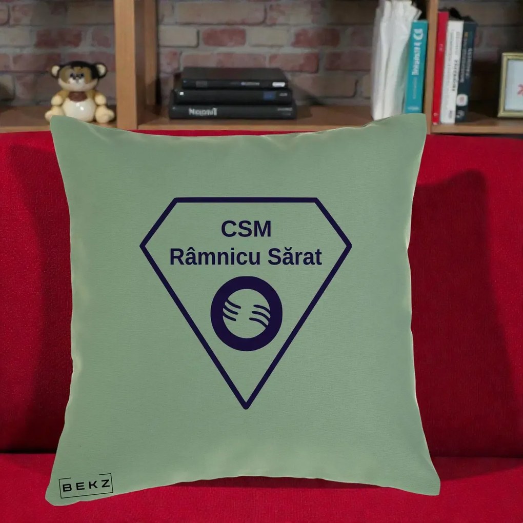 Perna Personalizata CSM Ramnicu Sarat Fotbal, 40x40 cm, Verde, Husa Detasabila, Perna Inclusa, BEKZ®