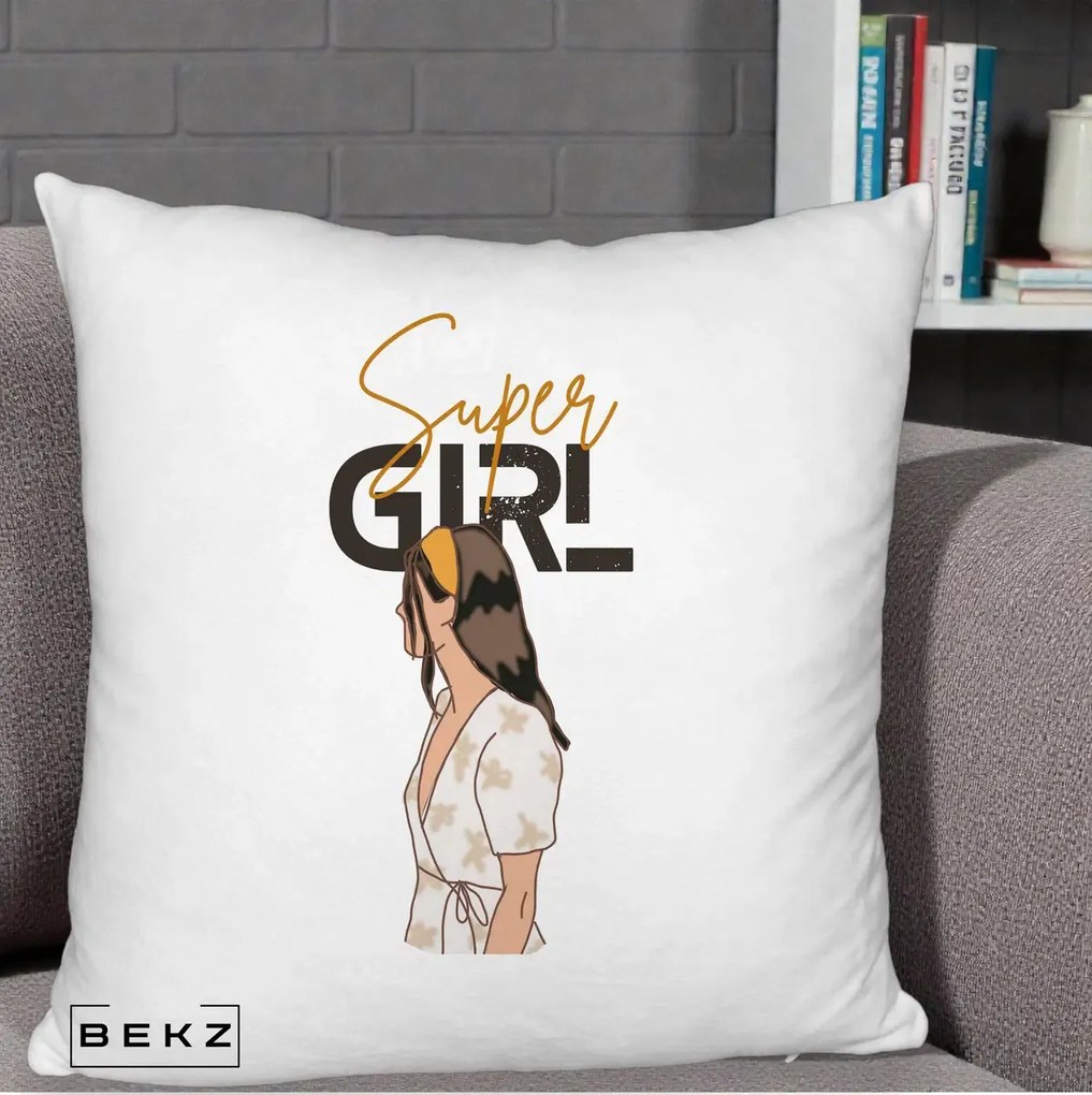 Perna Decorativa Super Girl Aesthetic, 40x40 cm, Alb Pufos, Husa Detasabila, Perna Inclusa, BEKZ®