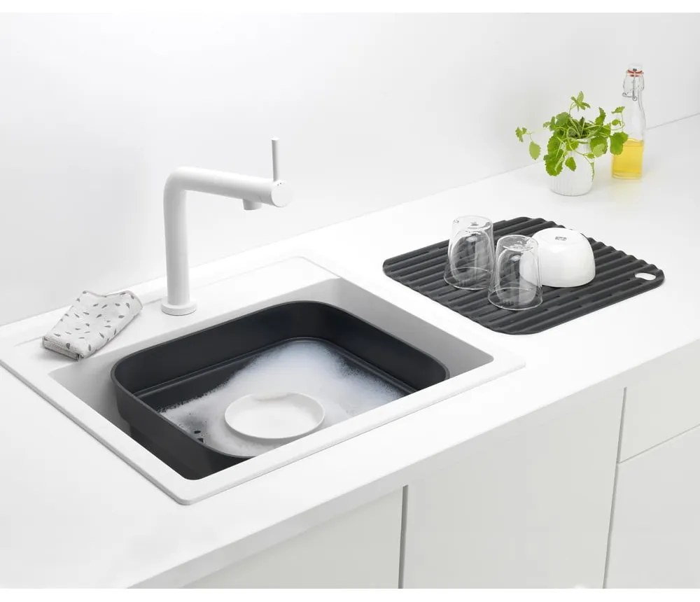 Vas pentru chiuvetă cu tavă de scurgere gri închis din plastic SinkSide – Brabantia