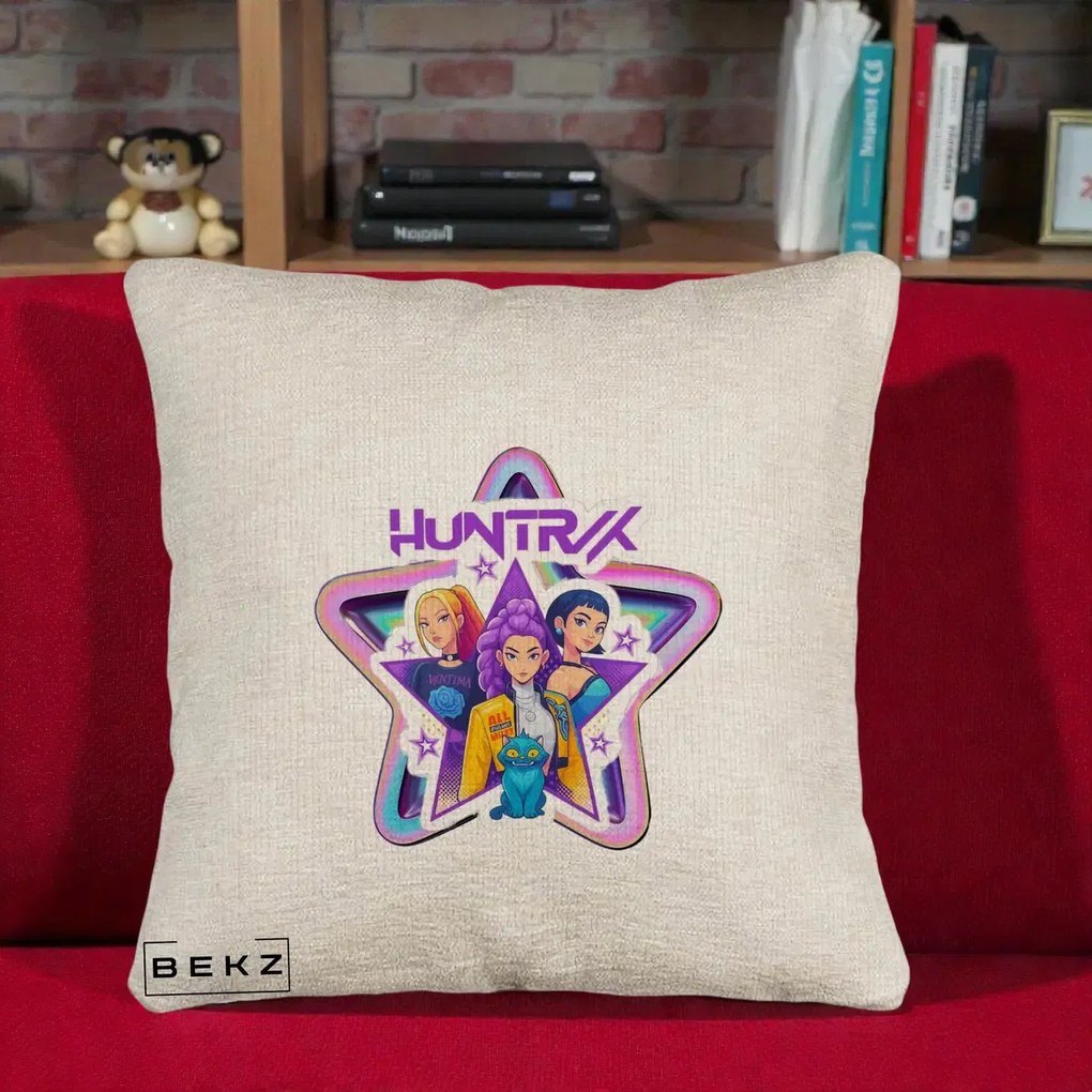 Perna Personalizata K-pop HUNTRX Trio Stea cu Pisica, 40x40 cm, Bej Canapea, Husa Detasabila, Perna Inclusa, BEKZ®