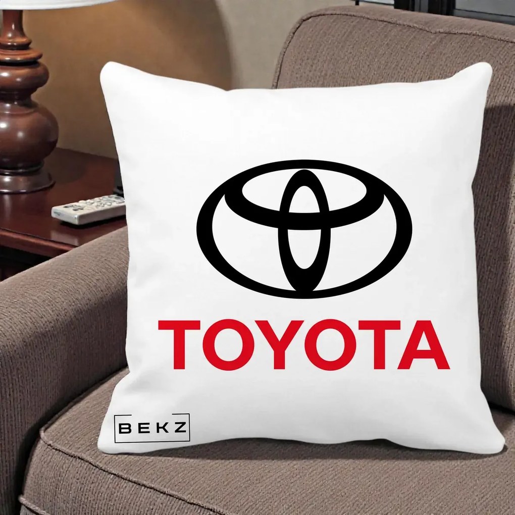 Perna Personalizata cu emblema Toyota, 40x40 cm, Alba Mata, Husa Detasabila, Perna Inclusa, BEKZ®