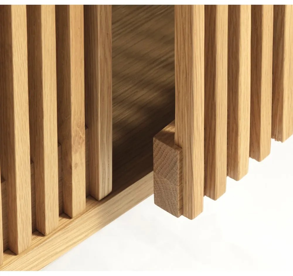 Comodă TV în culoare naturală cu aspect de lemn de stejar 143x55 cm Tiber – Unique Furniture