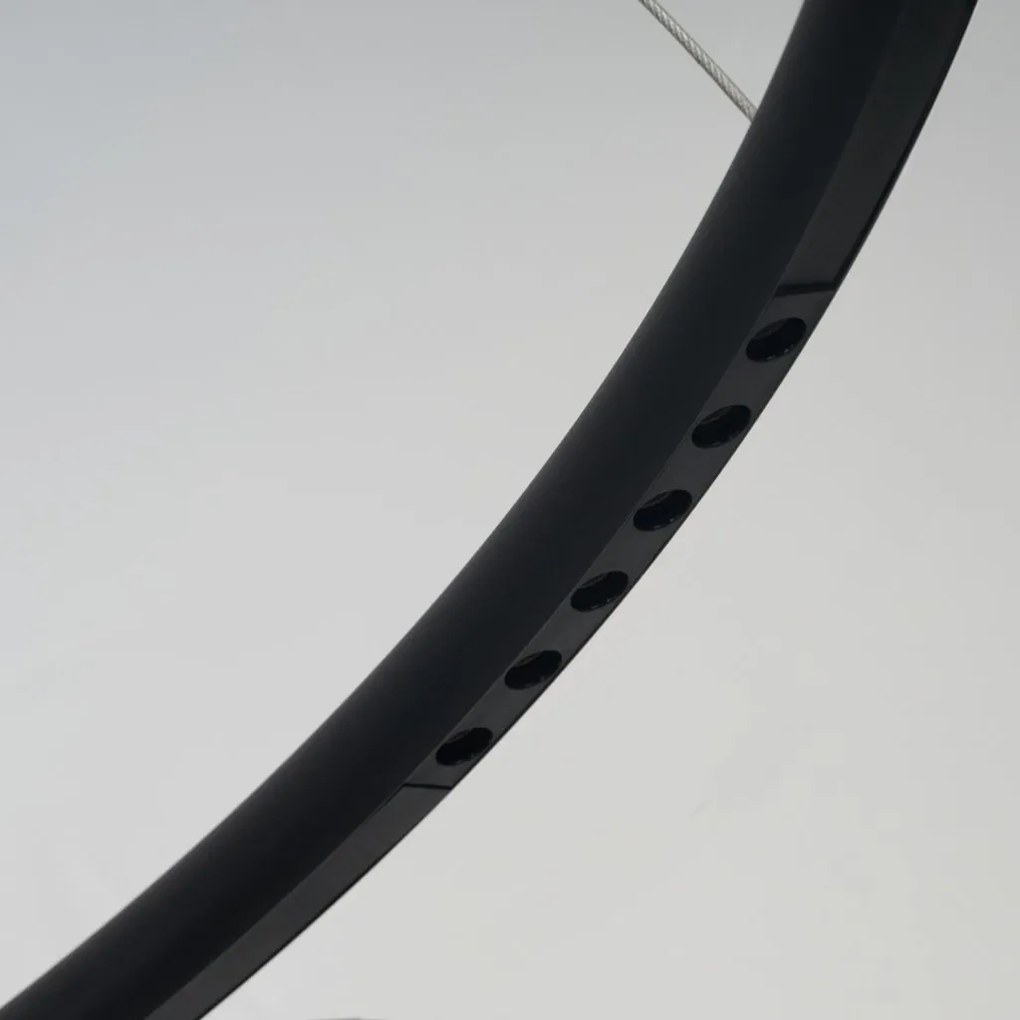 Lustra circulara LED APUS 80 negru