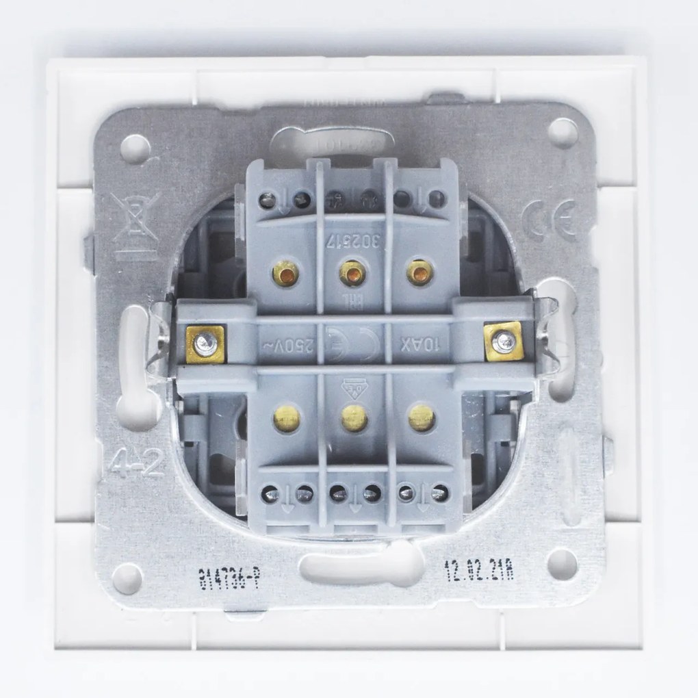 Intrerupator triplu 10A, IP20, Alb, Panasonic Arkedia Slim