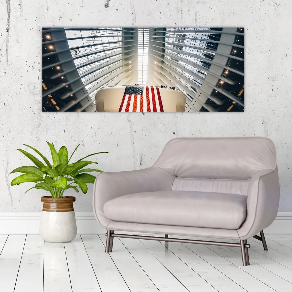 Tablou unei construcții cu steagul SUA (120x50 cm)