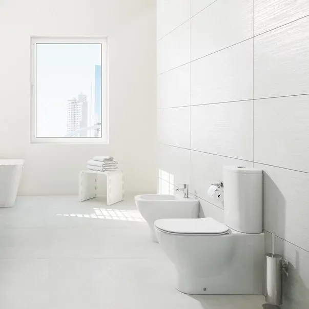 Vas wc pe pardoseala Ideal Standard Tesi AquaBlade back-to-wall