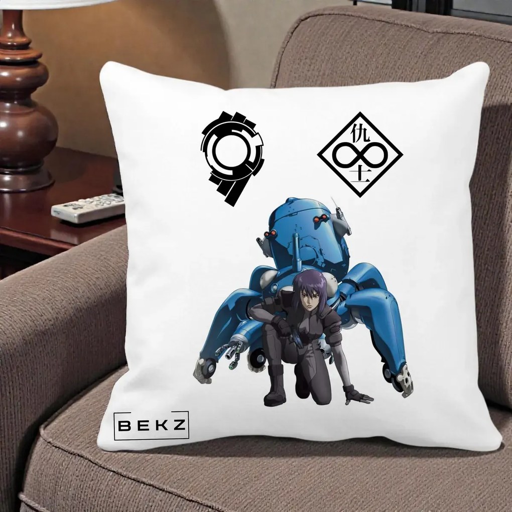 Perna Personalizata Ghost in the Shell Motoko si Tachikoma, 40x40 cm, Alba Mata, Husa Detasabila, Perna Inclusa, BEKZ®