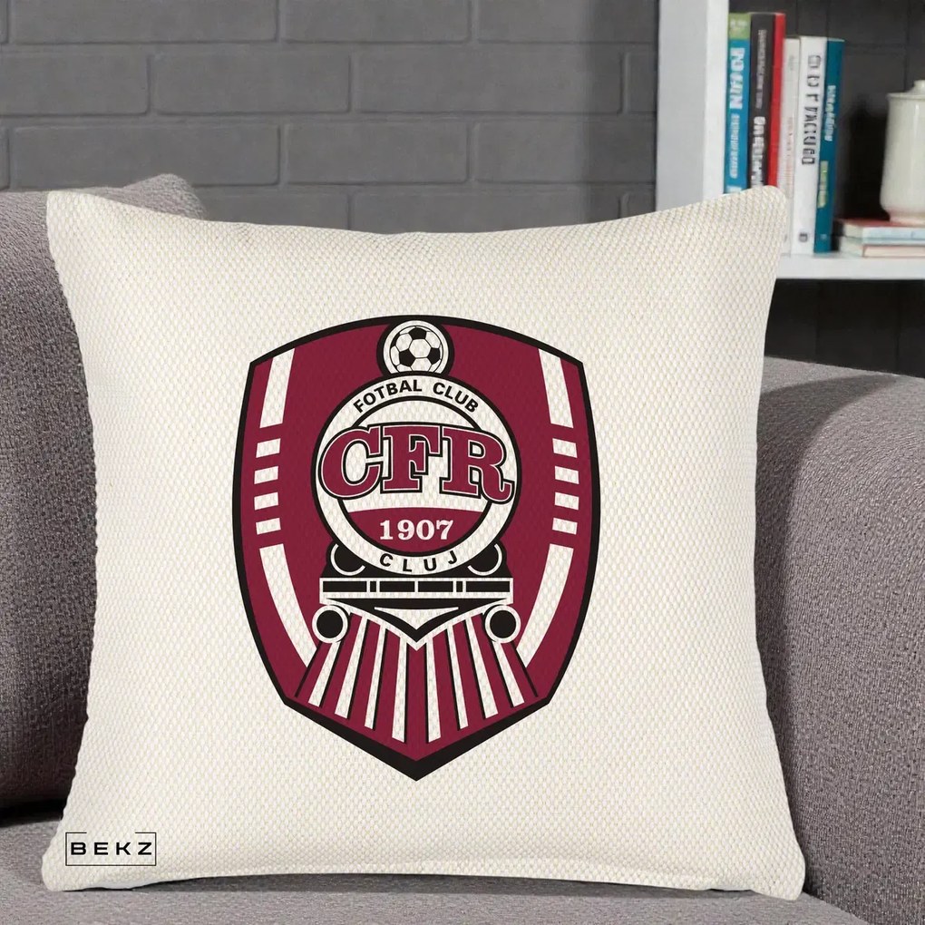 Perna Personalizata CFR Cluj Fotbal Club 1907, 40x40 cm, Crem Reliefat, Husa Detasabila, Perna Inclusa, BEKZ®